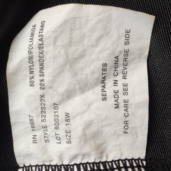 Women's Swim Skirt Shorts (Skort) Sz 18W Black Front Zip Pocket Beach Modest - Picture 5 of 5